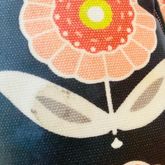 Petunia Pickle Bottom Convertible Diaper Bag - Picture 5 of 5